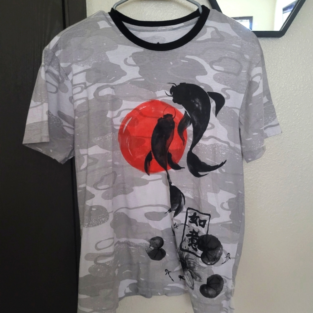 Men's graphic tee